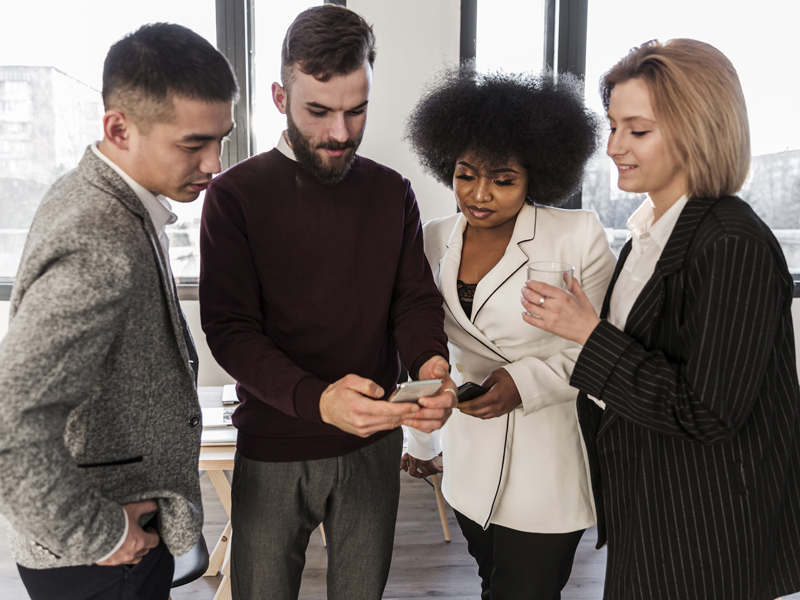 Why Canadian Businesses Should Invest in Social Media Ads in 2025 